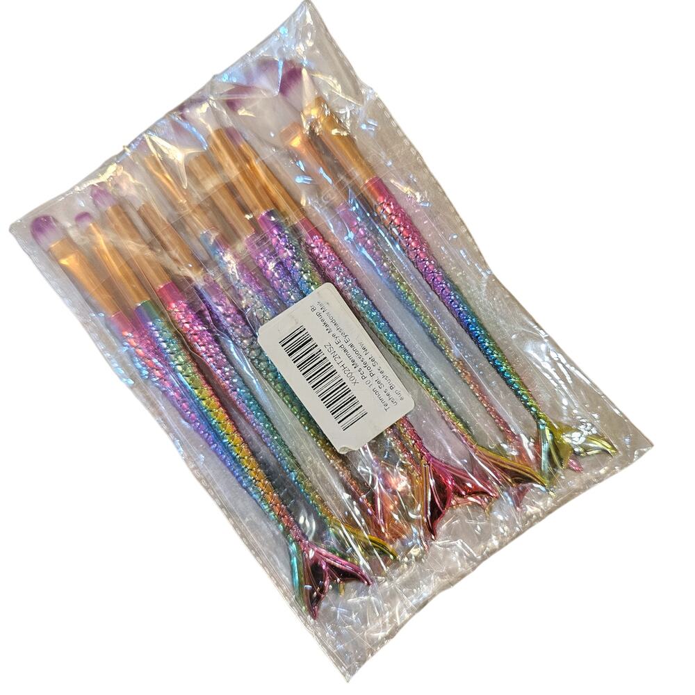 Mermaid Tail Eye Make Up Brushes, 10 Piece Set, New with Tags - Picture 4 of 5